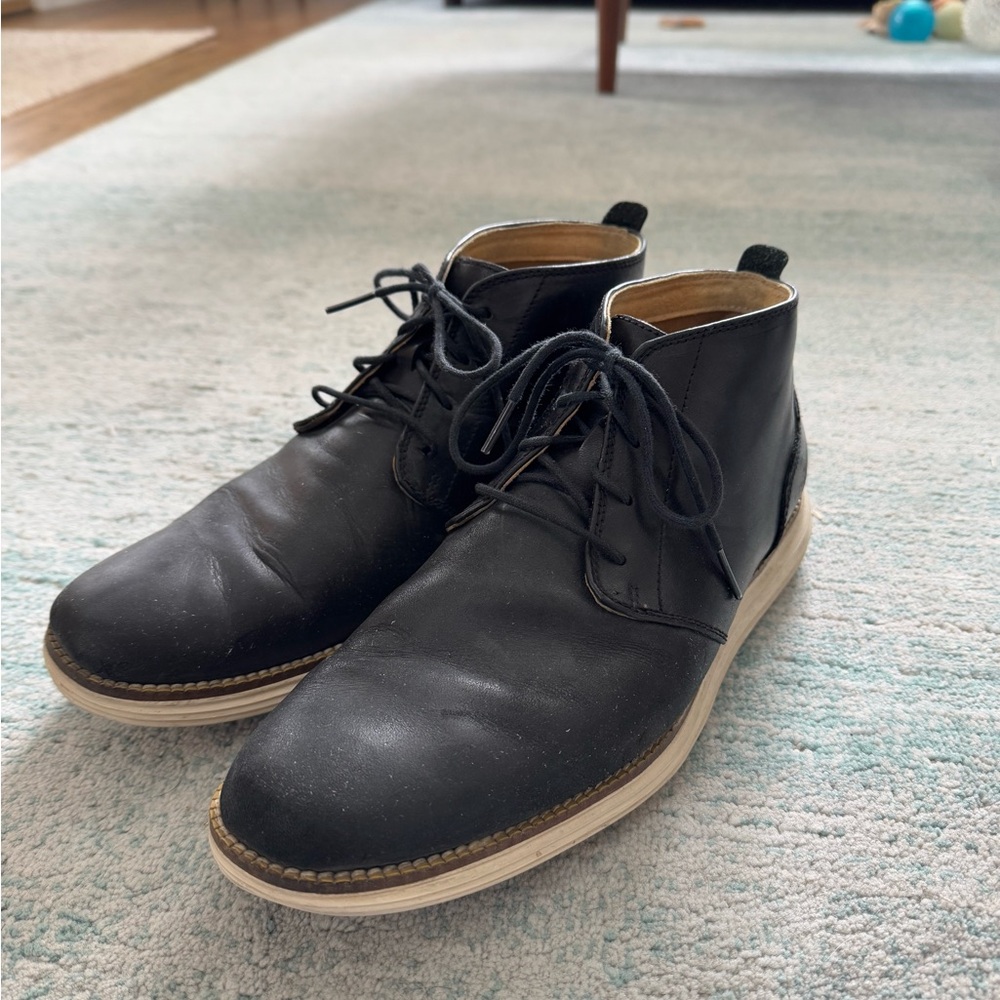 Cole Haan Men's Black chukka boots